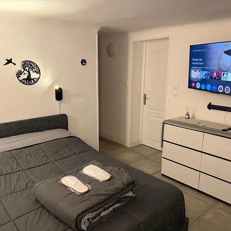Chez Pascal Et Louna Au Calme ! Close To Rer B And Paris Cdg Airport, Close To Paris And Disneyland
