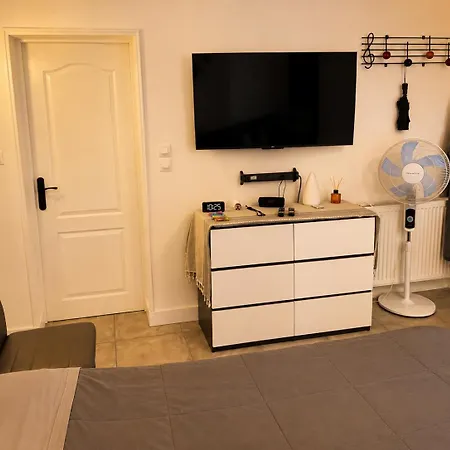 Chez Pascal Et Louna Au Calme Avec Jacuzzi ! Appartement *